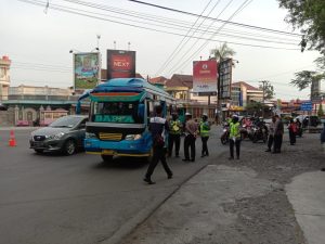 Operasi Yustisi Sore, Polres Demak dan Tim Gabungan Jaring Pelanggar Yang Abai Prokes