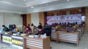 Forkopimda dan Bhabinkamtibmas Polsek Ikuti Launching Aplikasi Sitangkas Secara Virtual