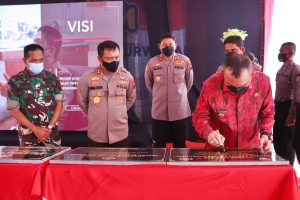 Kunjungi Purworejo, Kapolda Jateng Resmikan Sejumlah Bangunan dan Aplikasi Omah Bhabin