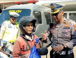 Dicegat Polisi Saat Kegiatan Operasi Zebra, Pedagang Susu ini malah Bahagia