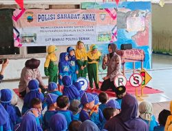 Satbinmas Polres Demak Belajar Bersama Anak TK