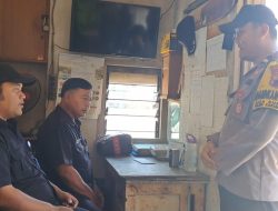 Peningkatan Kegiatan Calling System, Kapolsek Karangawen sambangi Toko Masyarakat