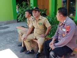 Bhabinkamtibmas Sambangi Perangkat Desa Berikan Himbauan Kamtibmas Pasca Pemilu 2024