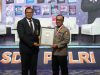 Bedah Buku As SDM Polri Meritokrasi Jabatan Fungsional di Lingkungan Polri Guna Mewujudkan SDM Unggul Mendapat Apresiasi Tinggi Para Pembicara