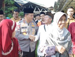 Irjen Pol Ahmad Luthfi; di Pondok Pesantren Darussalam Mohon Doa Supaya Polisi Jawa Tengah Menjadi Lebih Baik