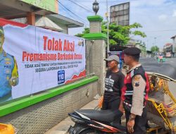 Cegah Premanisme Sat Binmas Polres Demak Sosialisasi dan Pasang MMT