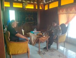 Bhabinkamtibmas Sambang Tokoh Masyarakat Berikan Himbauan Kamtibmas .