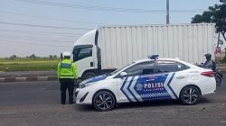 Anggota Satlantas Polres Demak Melaksanakan Patroli Siang di Jalur Lingkar 