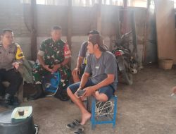 Sinergitas Bhabinkamtibmas dan Bhabinsa Melaksanakan Sambang Desa Binaan