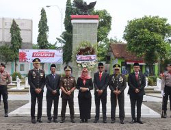 Kapolres Demak Pimpin Upacara Ziarah Nasional Peringatan Hari Pahlawan